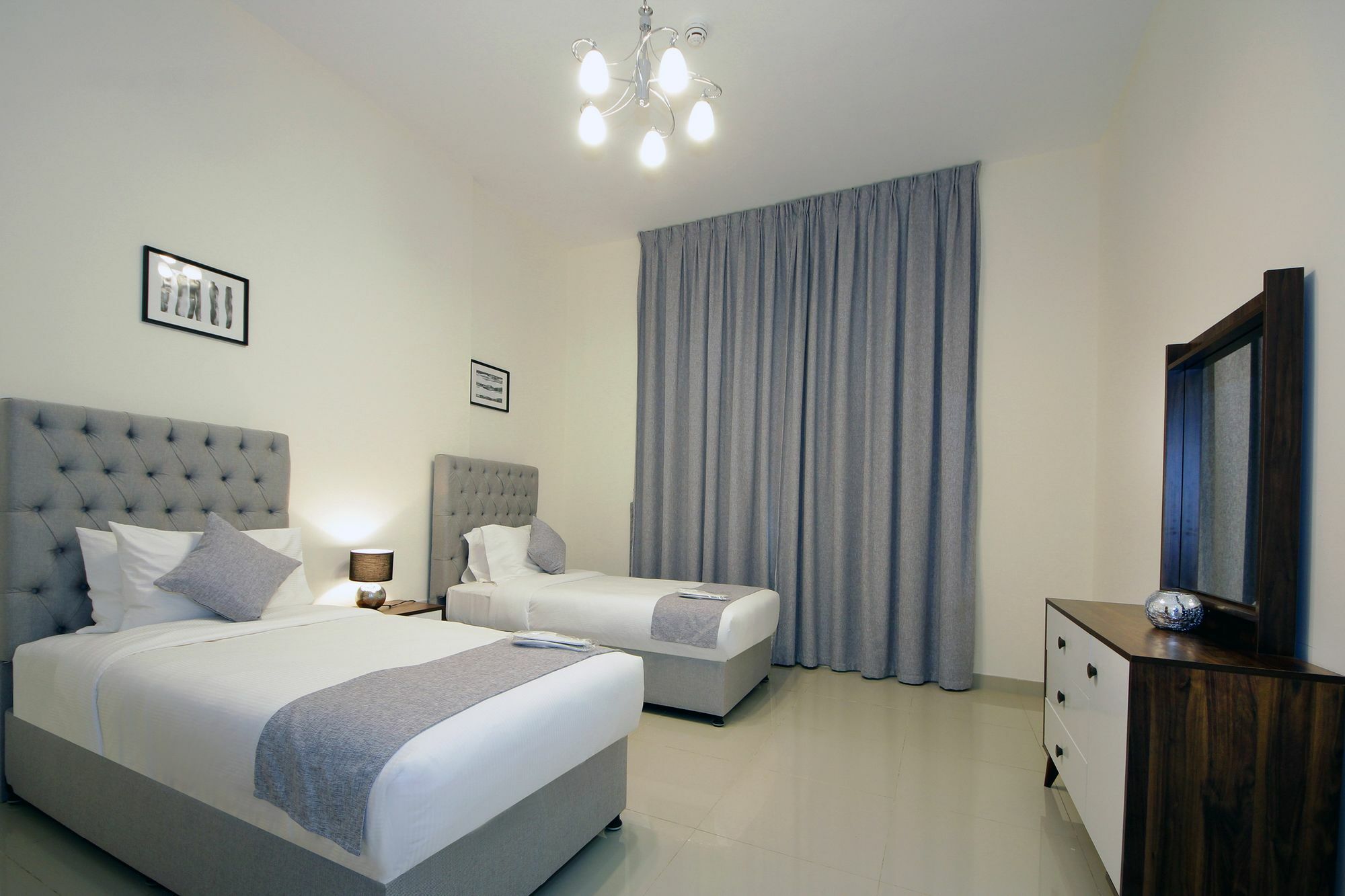 Spacious 2 Bedroom In Al Telal 11, Al Barsha 1 Dubai Exterior photo